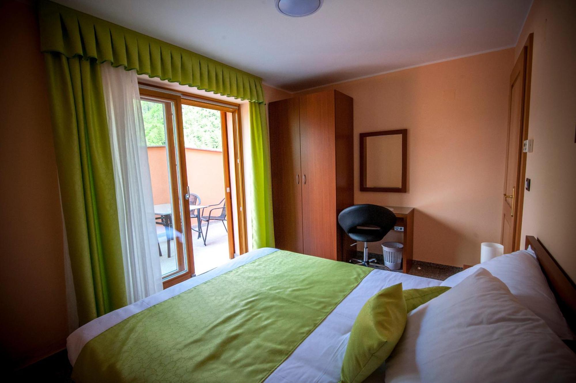 Apartments Masera Kobarid Rom bilde