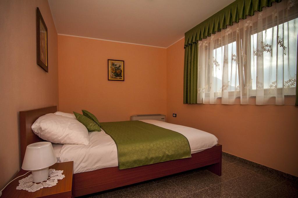 Apartments Masera Kobarid Rom bilde